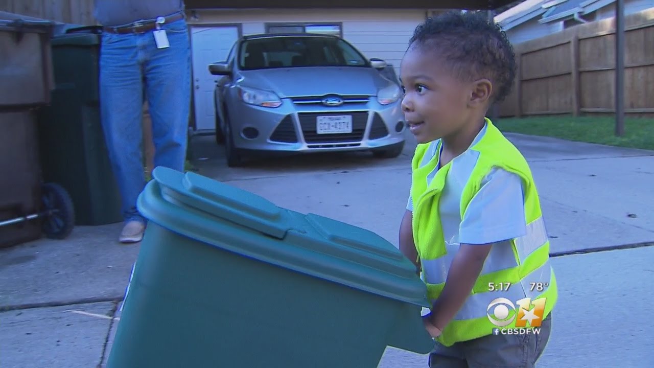 Plano Toddler Forms Bond With Garbage Man