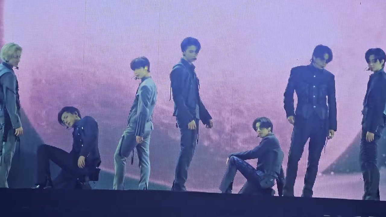 엔하이픈 ENHYPEN - MOONSTRUCK | WALK THE LINE CONCERT TOUR IN BULACAN 010325 FANCAM