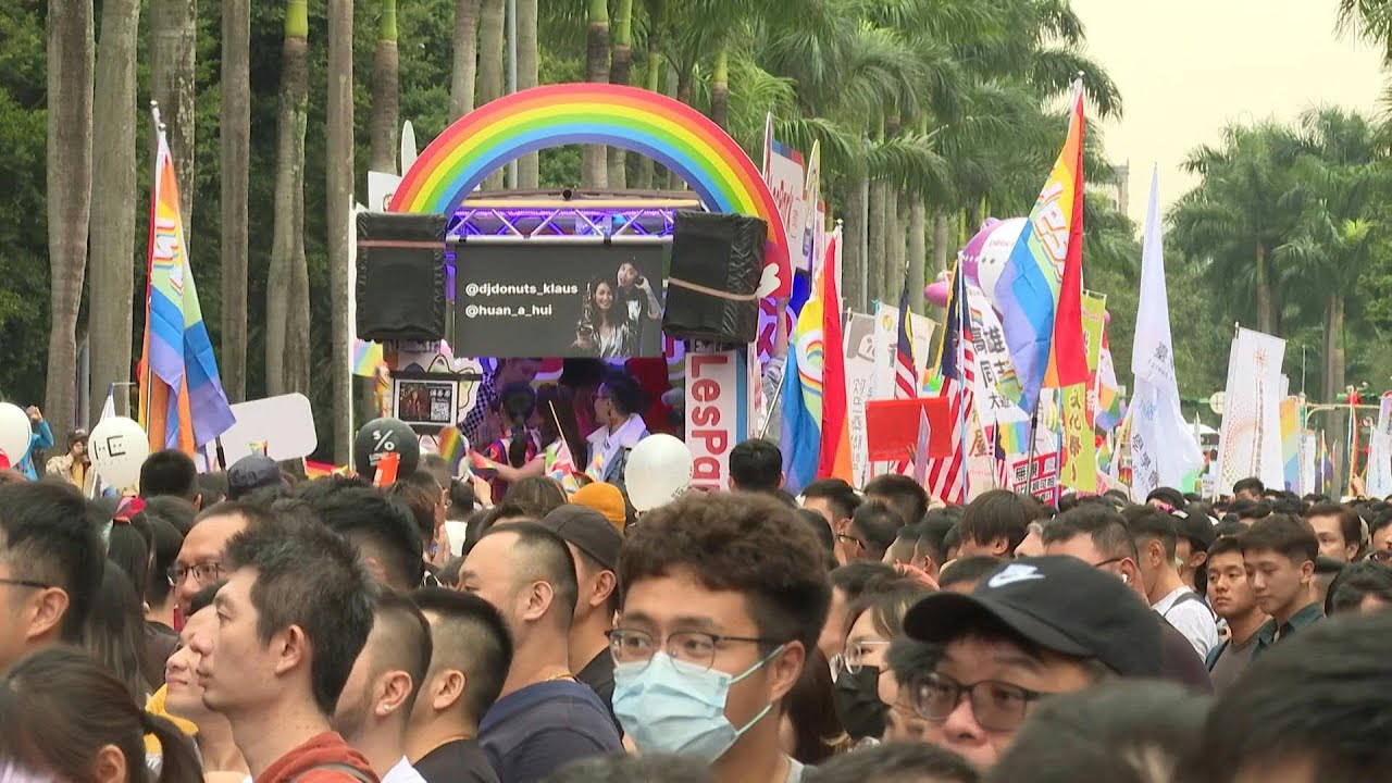 Tens of thousands take to Taipei's streets for Taiwan Pride Parade