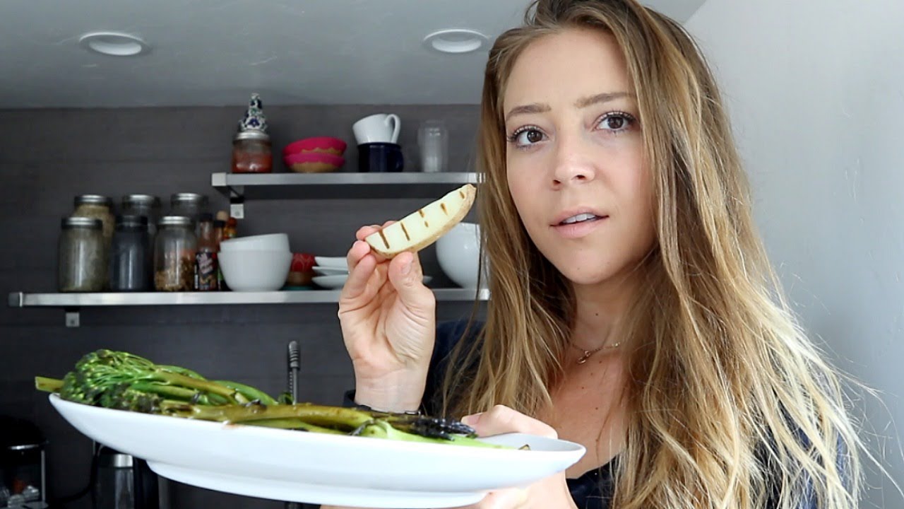 VEGAN WHAT I EAT / DAY IN THE LIFE | HIGH CARB HANNAH
