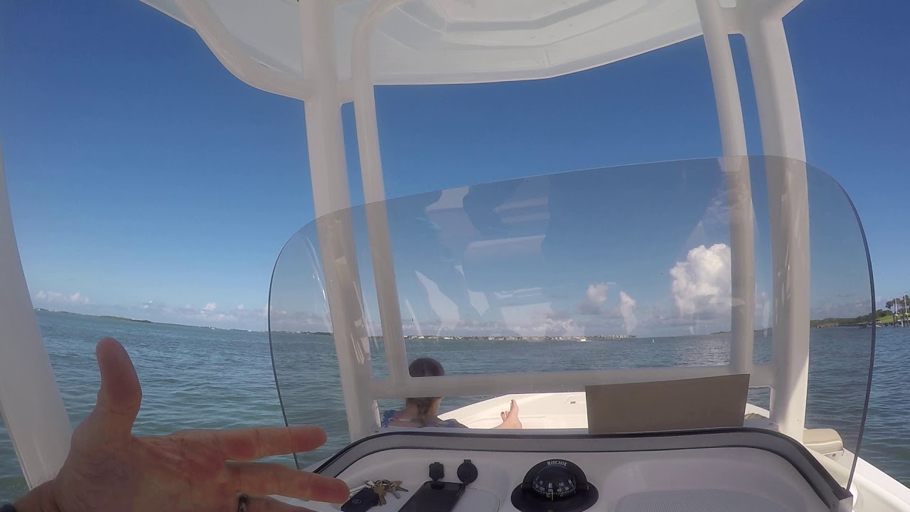 2020 Robalo Cayman 226 Sea Trial