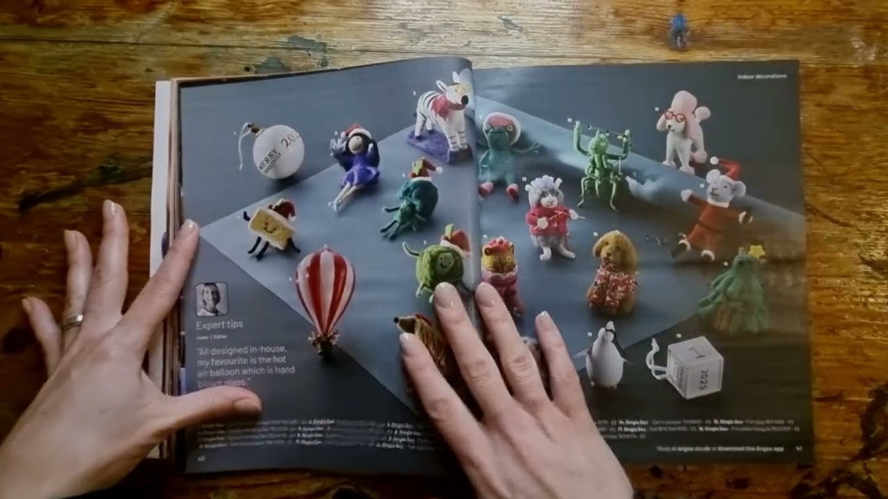 ASMR — Листание каталога Argos/путеводителя по подаркам (шепотом/перелистывание страниц/сминание/...