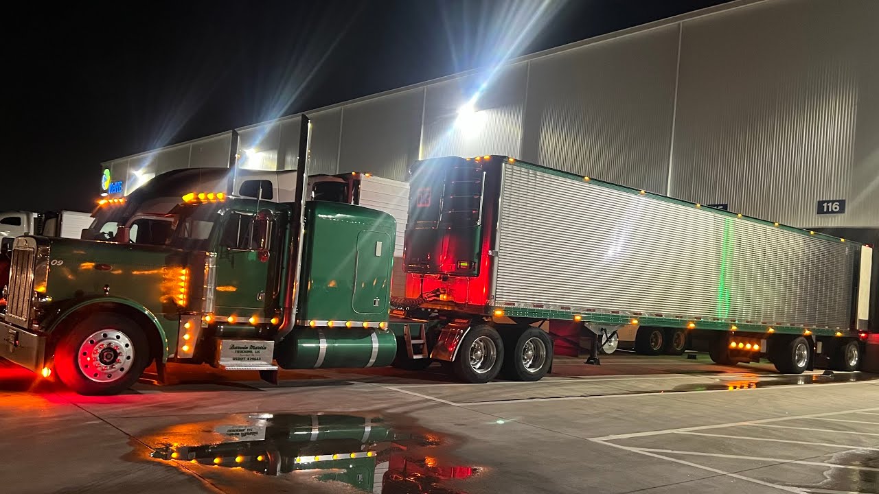Peterbilt 379 pulling a spread axle reefer trailer