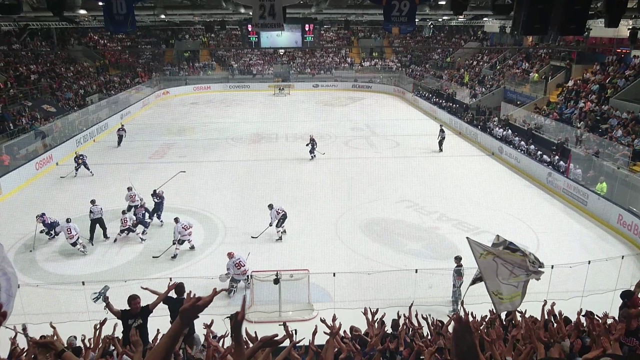 Ehc red bull München vs grizzils Wolfsburg spiel 1 9.4.17 wir rocken die halle