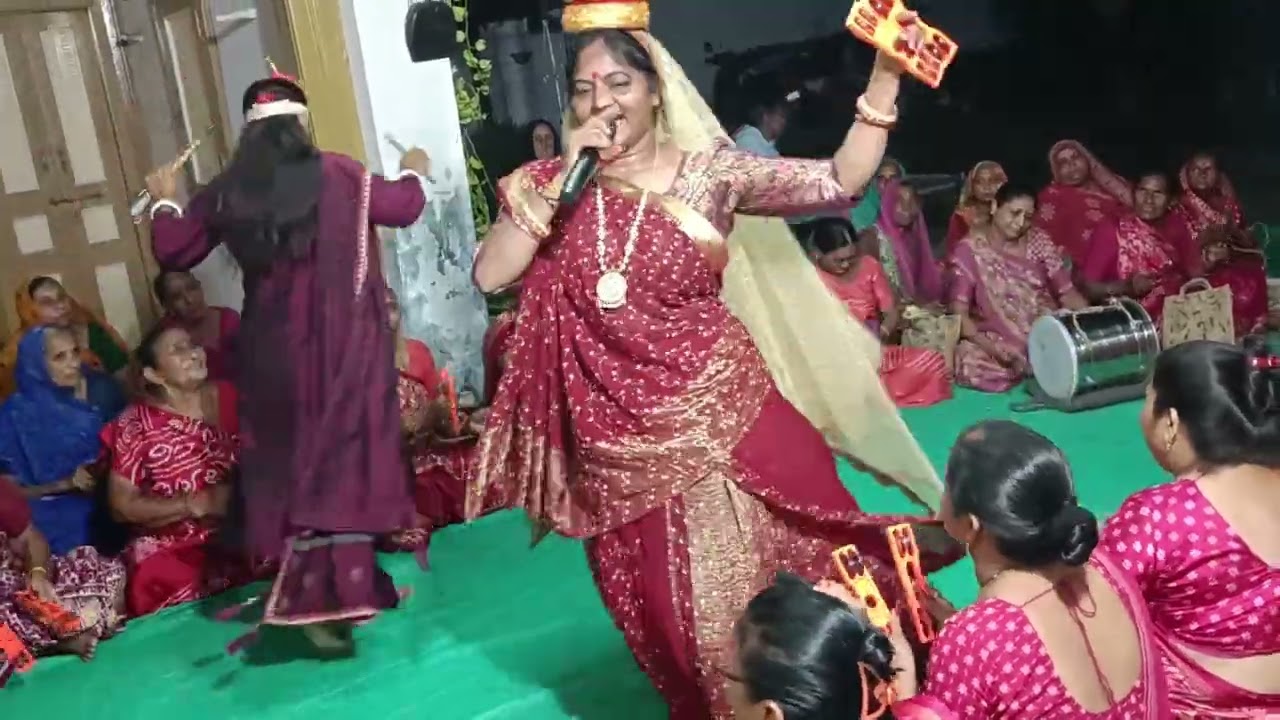 જોરદાર ભજન એકવાર જરૂર સોભર જો. જા  જાવ રે કાનુડા કપટી રે તારી સંગાથે નહી બોલુ.(નીચે ભજન લખેલ છે.)