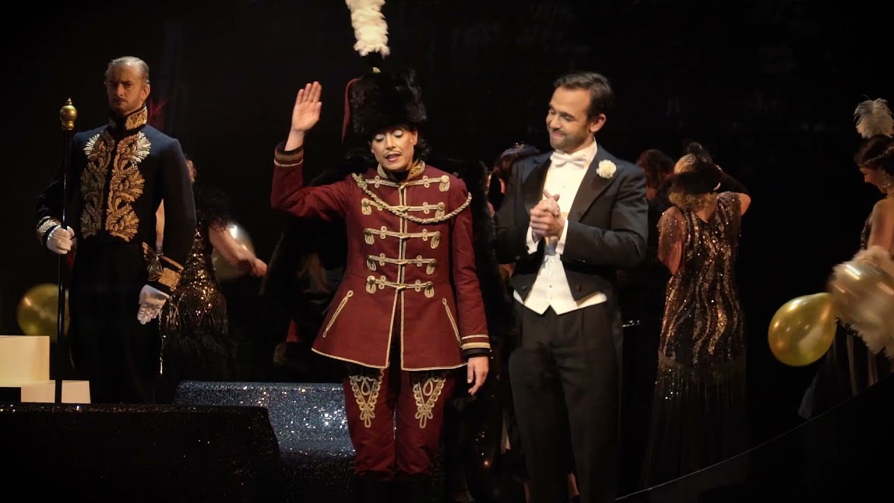 Die Fledermaus | Kinotrailer | Theater Regensburg