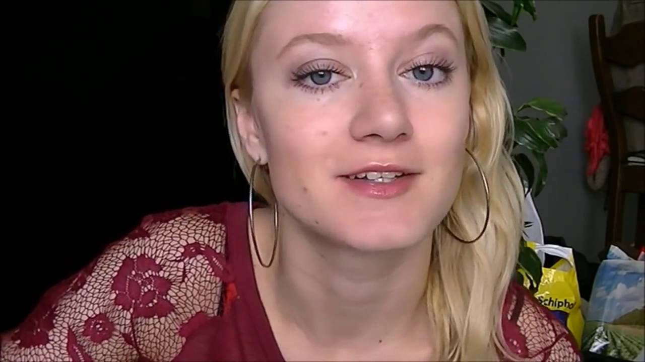 ASMR Show and Tell    Favorites April '14, tapping, scratching and soft speaking