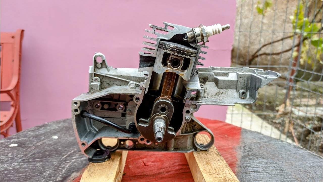 Am taiat drujba in doua! Cum funcționează un motor 2T Detalii complete și informații importante