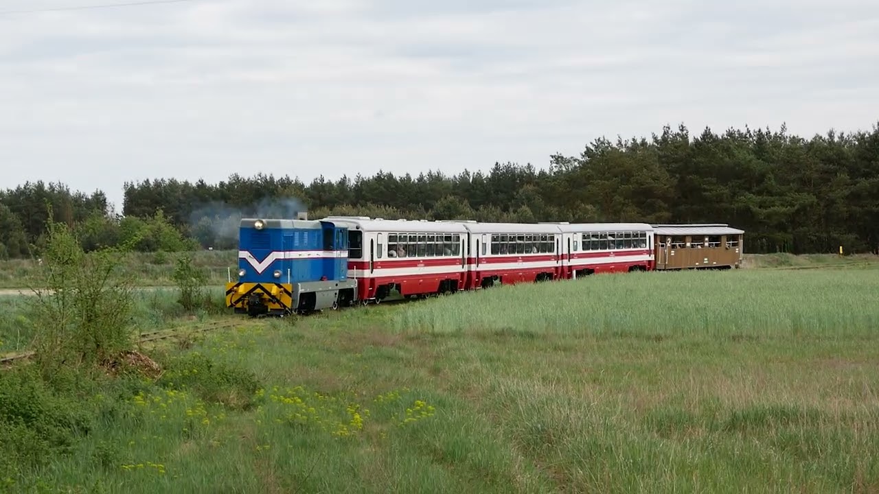 FAUR L45H #Lxd2-332 odjeżdża ze stacji Motkowice w kierunku Jędrzejowa