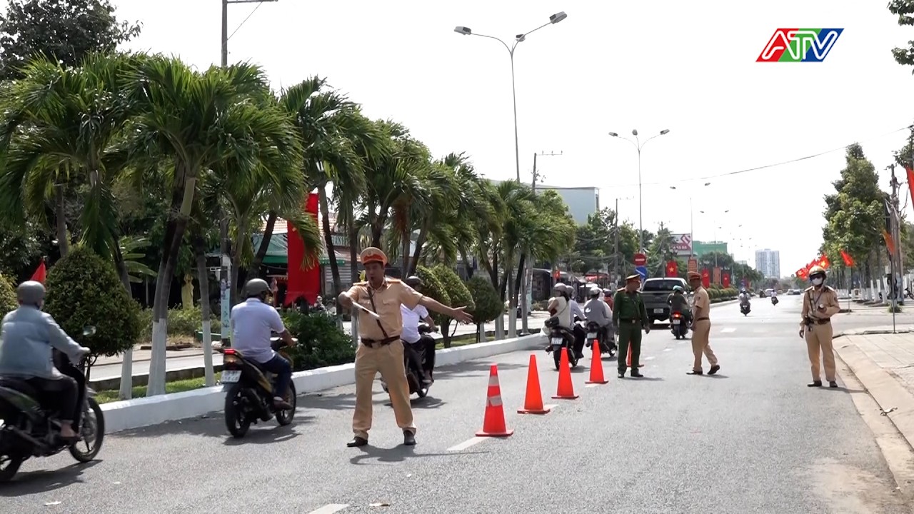 Công an tỉnh An Giang bảo đảm phục vụ Nhân dân xuyên Tết, tăng cường xử lý vi phạm giao thông