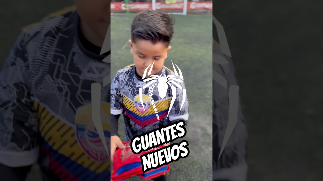 Guantes Nuevos🧤🕷️ #viralvideo #goalkeeper #viralshorts #guantesdeportero #football #gloves