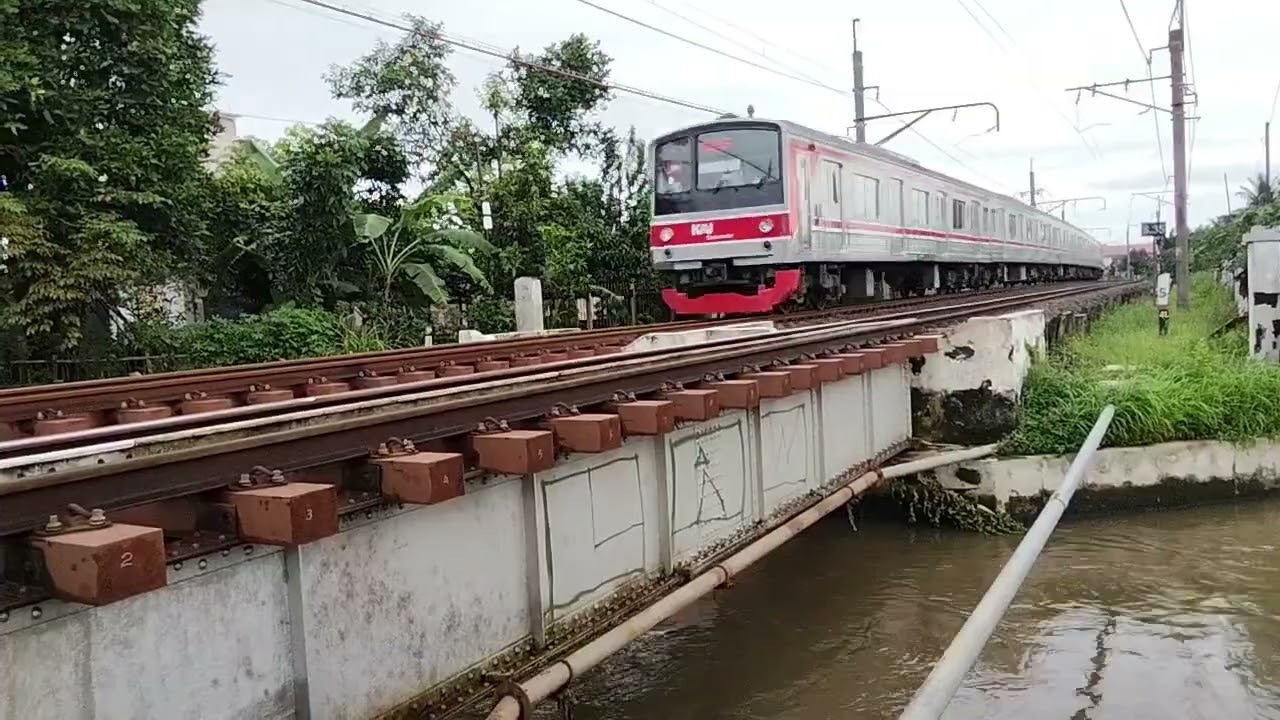 Hunting KRL di Bojong gede 