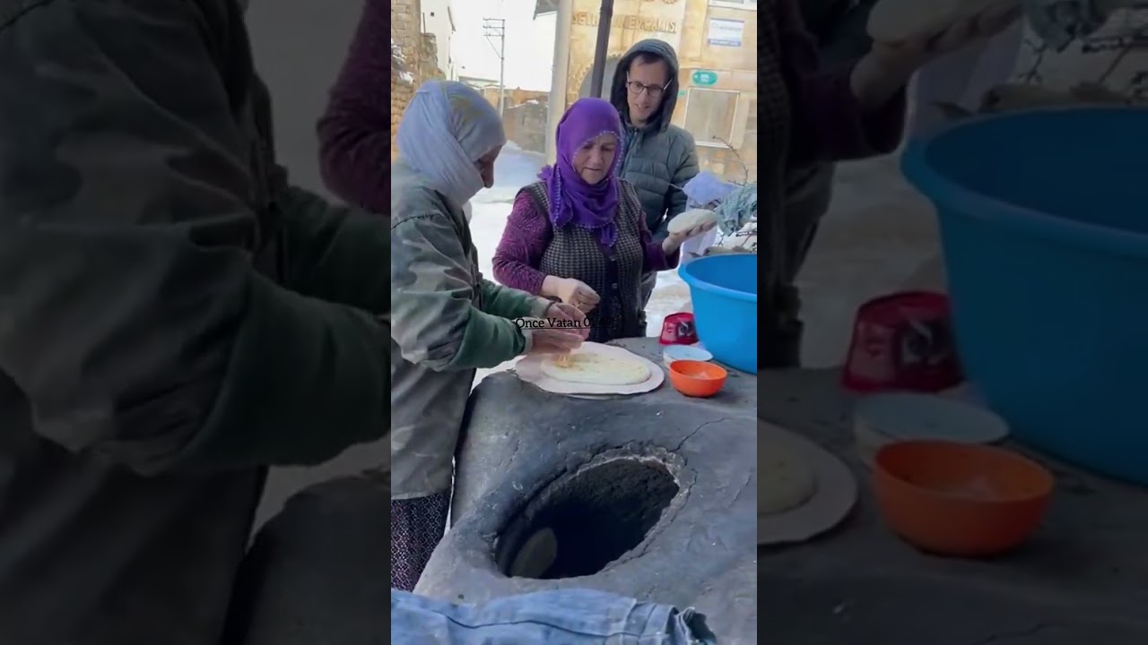 Mardin Midyat Söğütlü köyü tandır ekmek yapımı. #CAZİYA.ACAR #HALİME.BAŞ #İBRAHİM.BAŞ