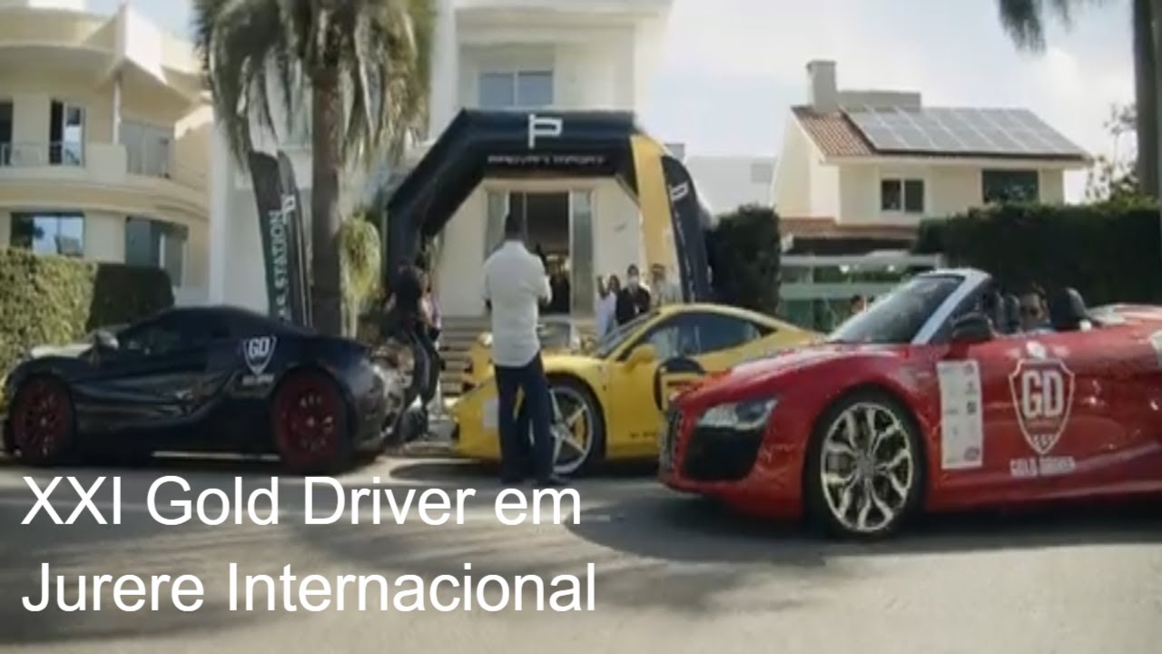 Lamborghini  Aventador, McLaren, Ferrari 458, 812, 911, os carros que pararam Jurere Internacional.