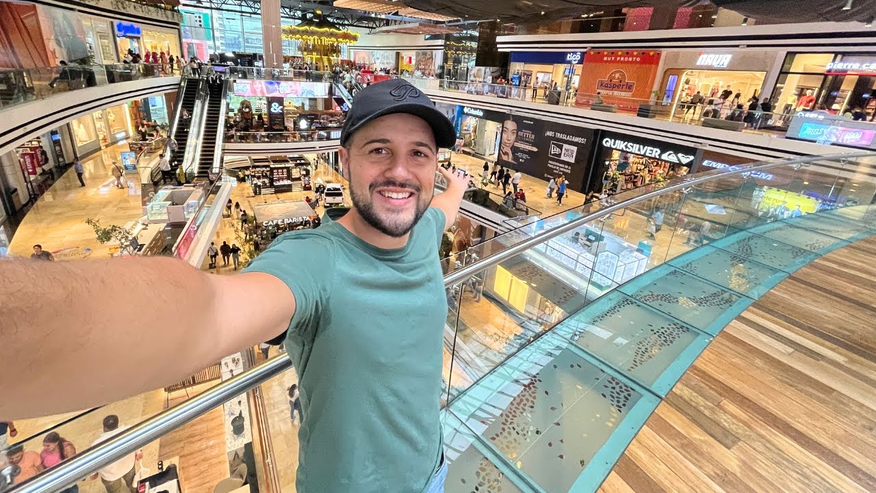 Así es un centro comercial de LUJO en GUATEMALA