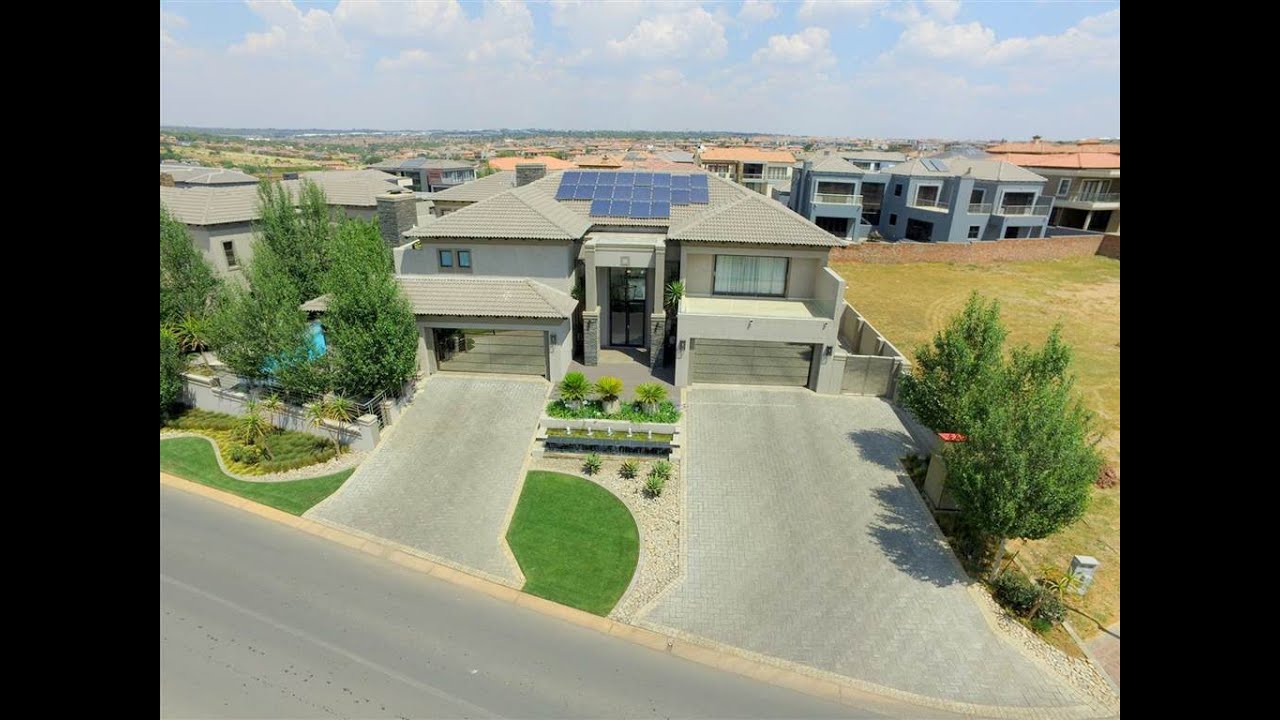 5 Bed House for sale in Gauteng | Centurion | Centurion West | Blue Valley Golf Estate  |
