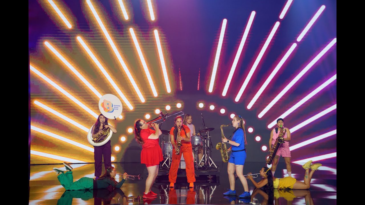 Une perfo &eacute;lectrisante pour Burning Brass Band | Quel Talent!