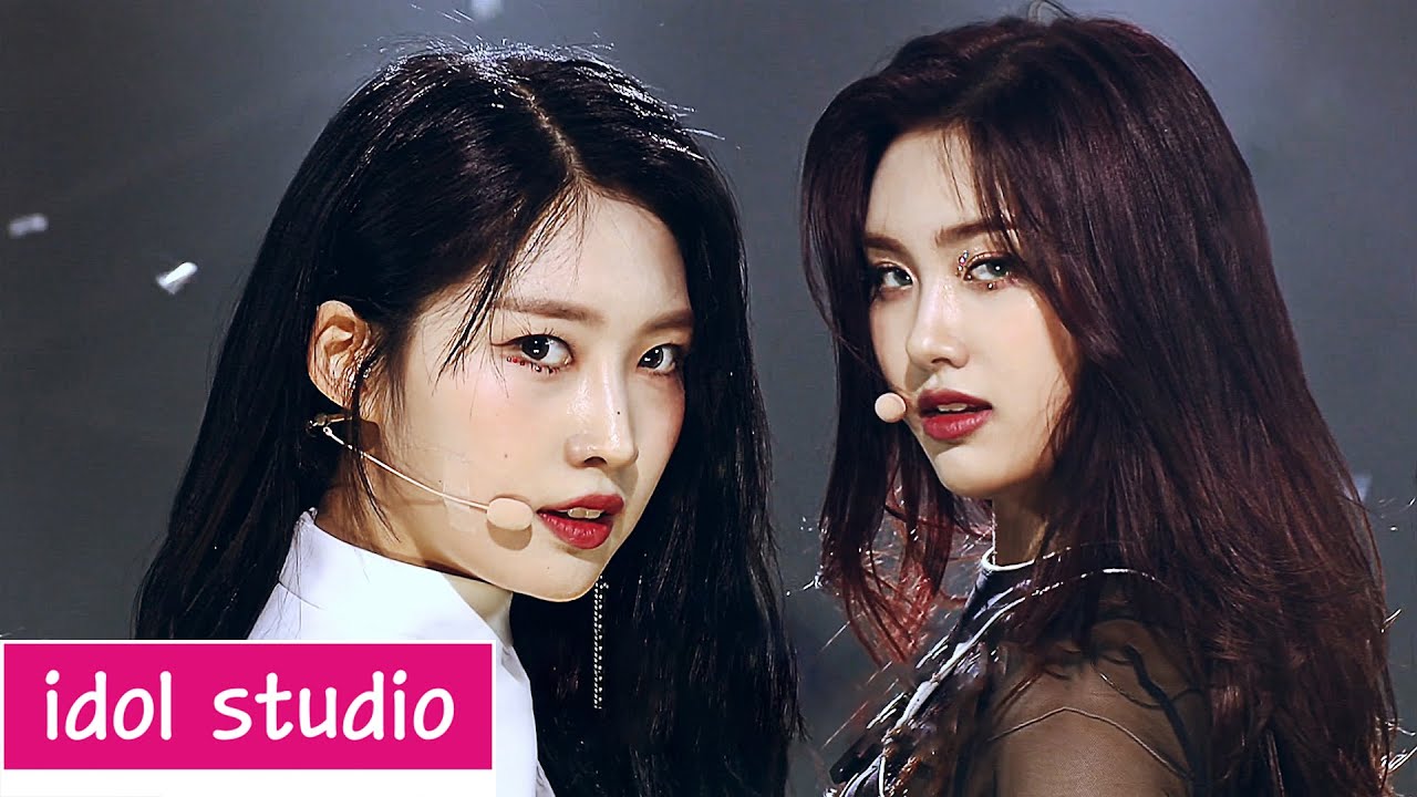 EVERGLOW (에버글로우) - FIRST (교차편집 Stage Mix)