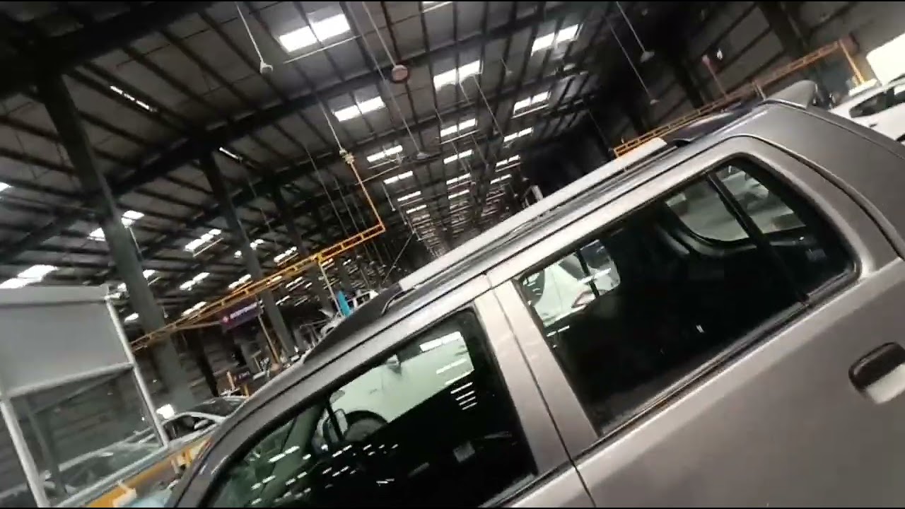 DENTING PAINTING CAR REPAIRING@Cars24India
