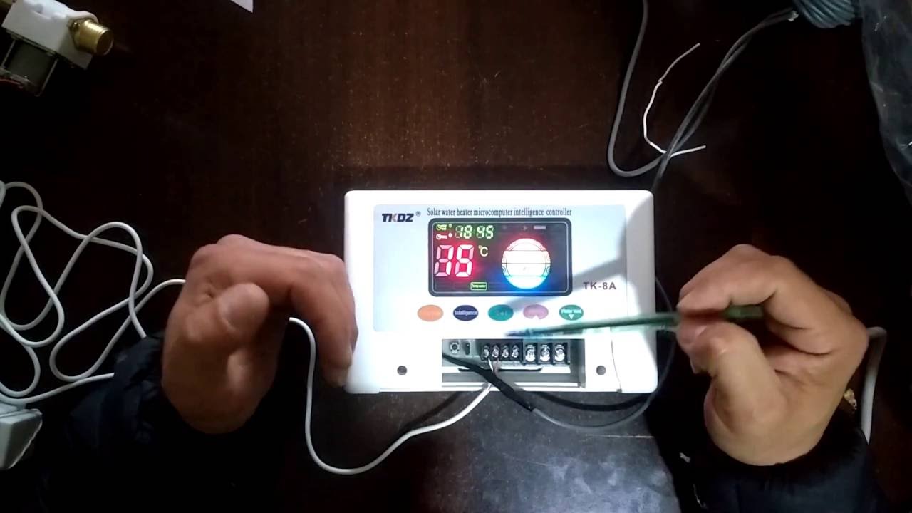Configuración y Funciones  TK-8A