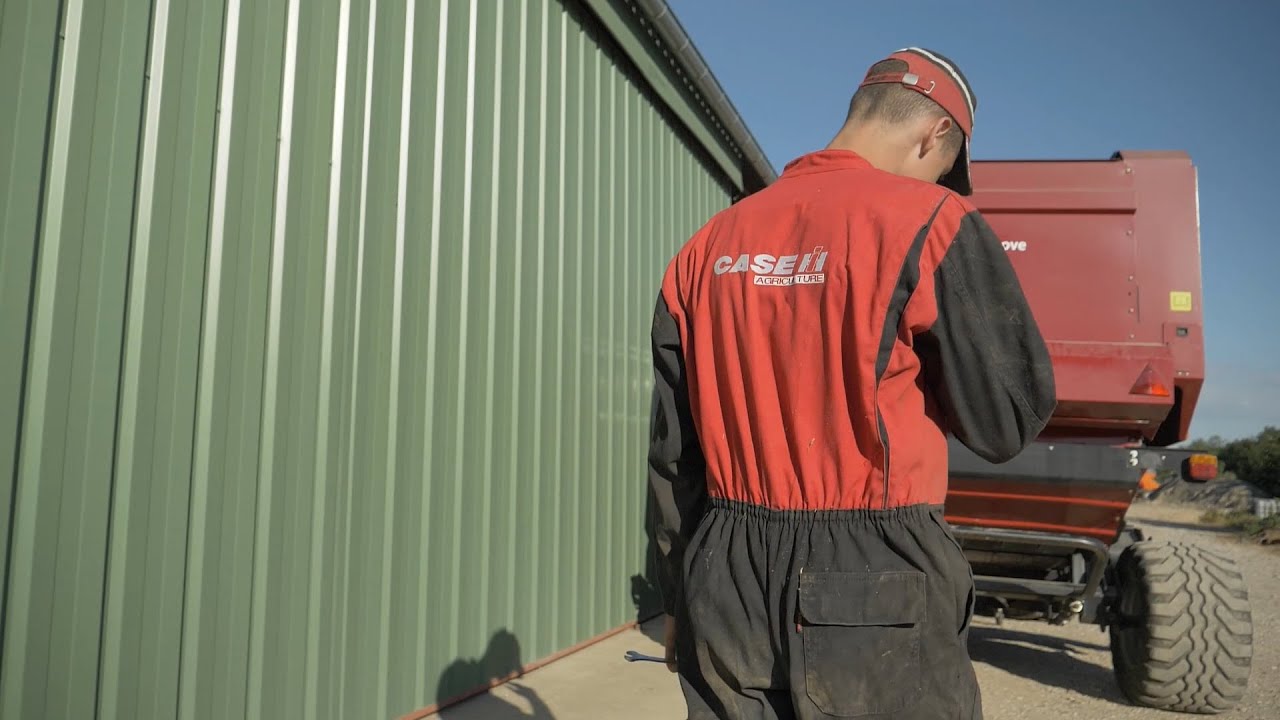 CASE IH RB 454 & Puma 170 CVX | Pressage de foin 2019