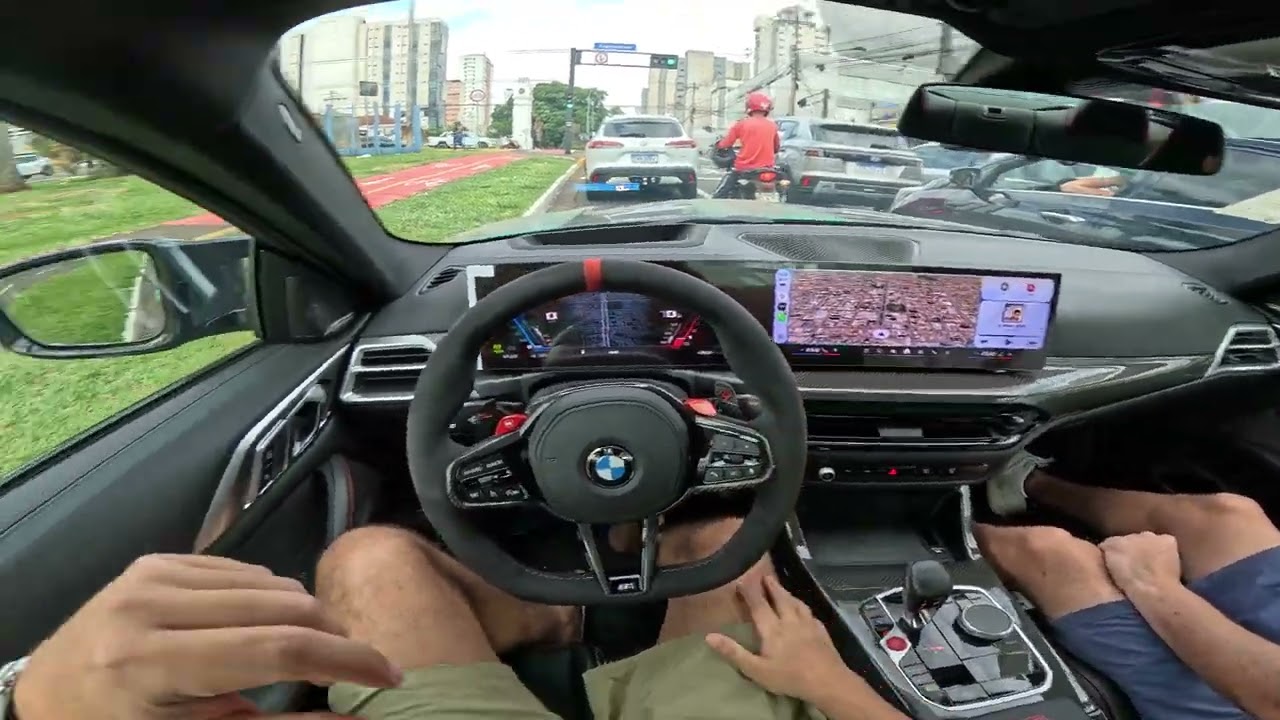 ROLE DE BMW M4 CS VERDE