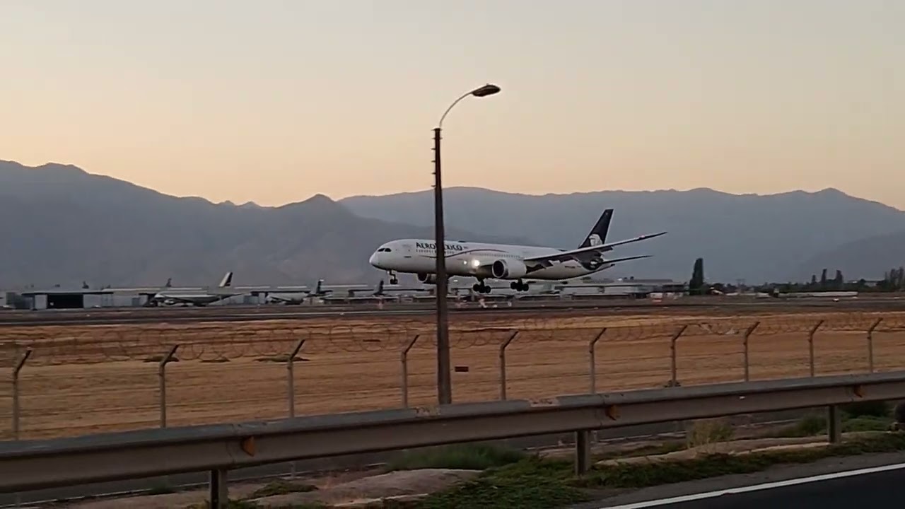 Boeing 787 - AMX010 M&eacute;xico City to Santiago Landing (19-01-2025)