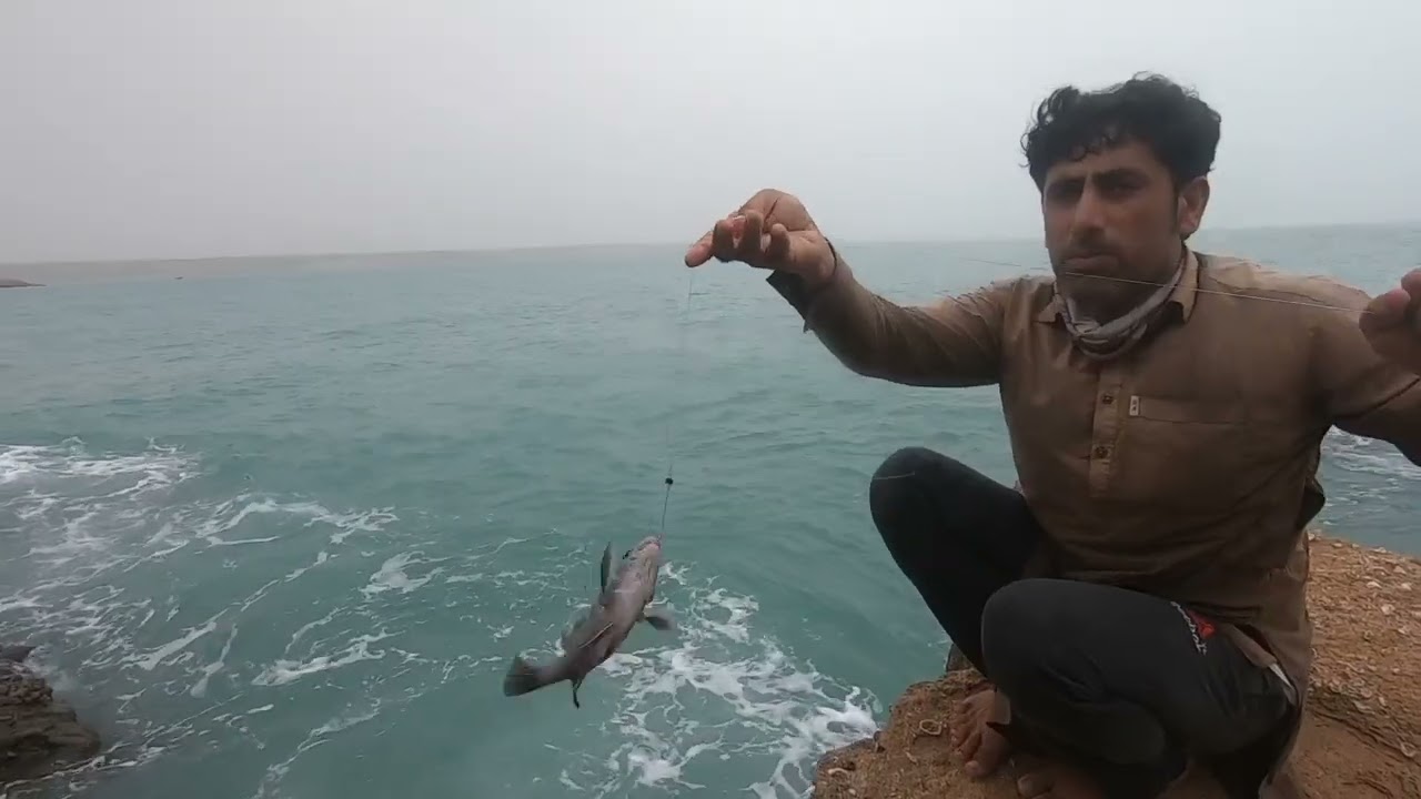 ماهیگیری در یک روز بارانی تیرماه 1404 /Azeem Fishing 