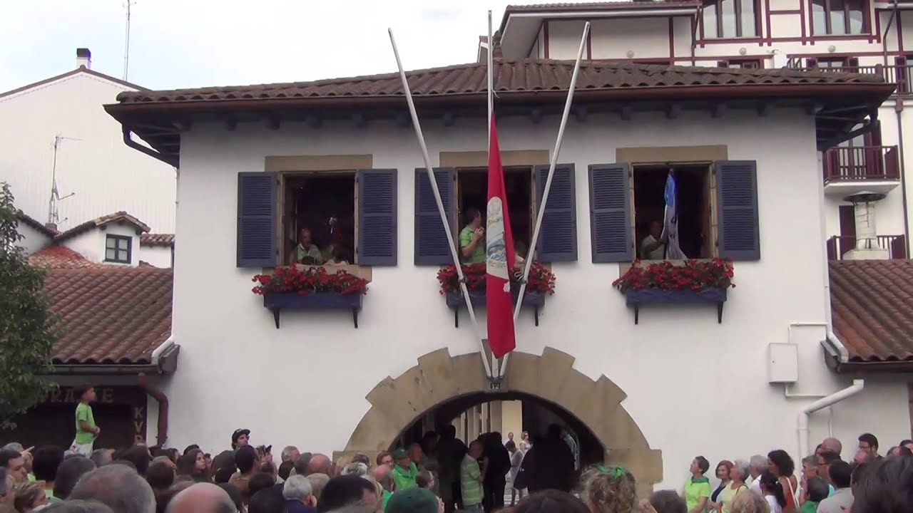 Recibimiento - Orioko bandera eta Errenteria Hiria bandera 2013 - Hondarribia Arraun