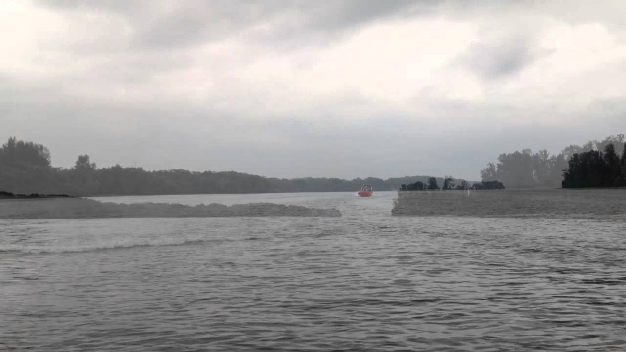 It's ideal that the Pioner Multi travels with another Polyethylene RiB during sorties.