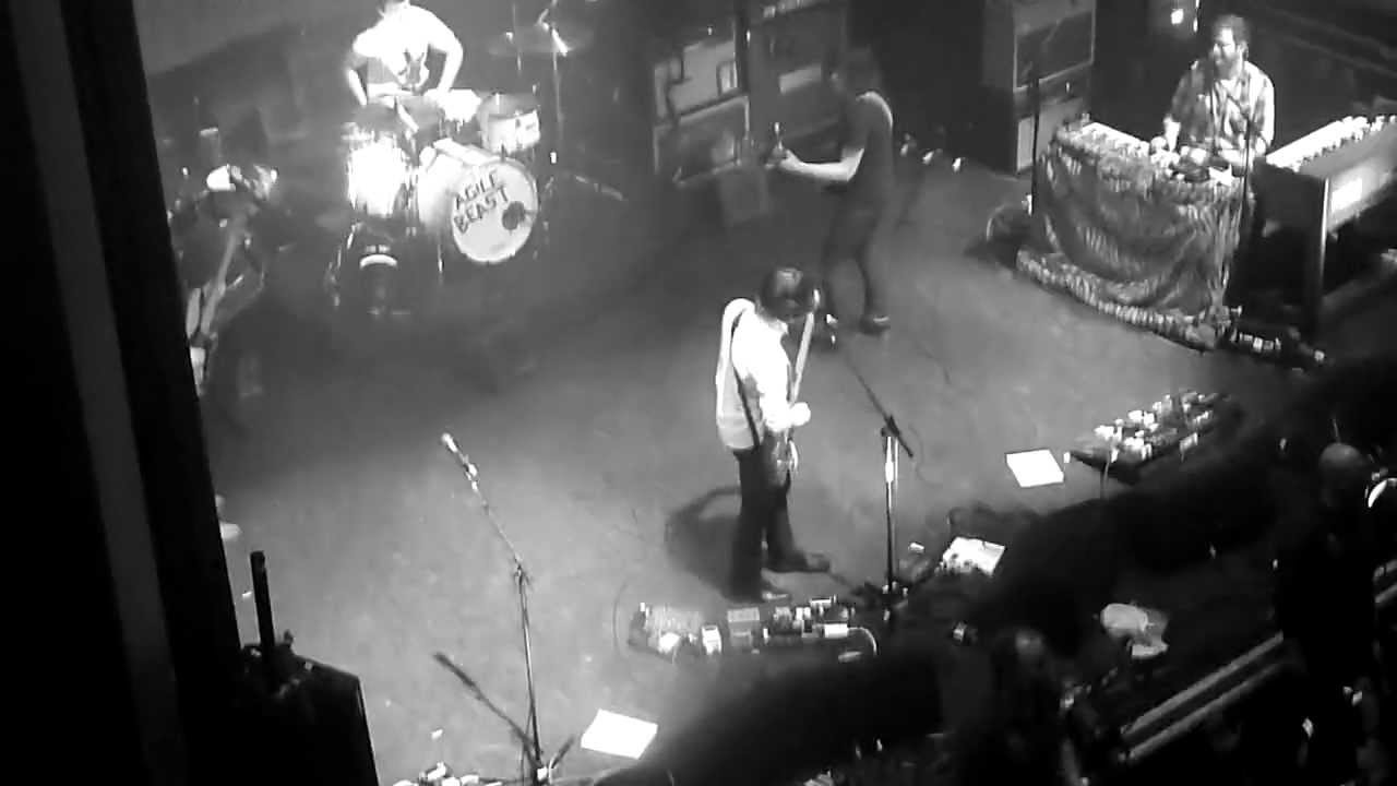 Arctic Monkeys  - Joining The Dots live @ Shepherd's Bush Empire 28.03.10