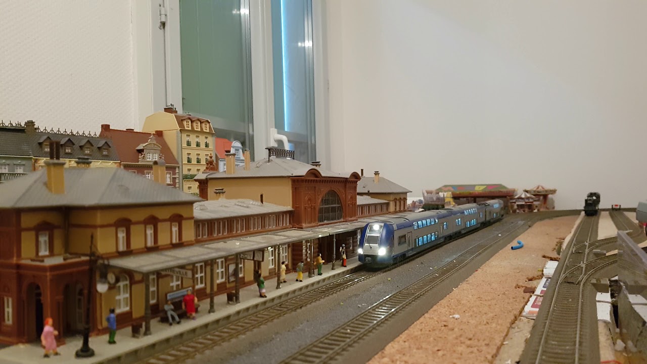 Z24500 Jouef HJ Loksound éclairé