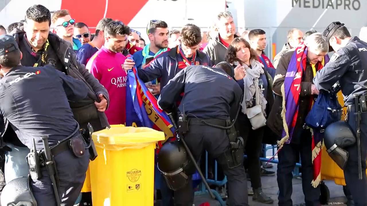 CACHEOS Y SEGURIDAD EN EL ESTADIO VICENTE CALDERON 13-04-2016