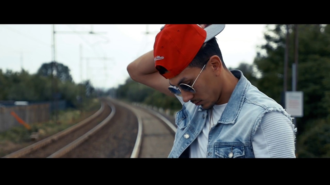 Arell Dodia - QUE BONITA TE VES ft. El Arge (Video Oficial)