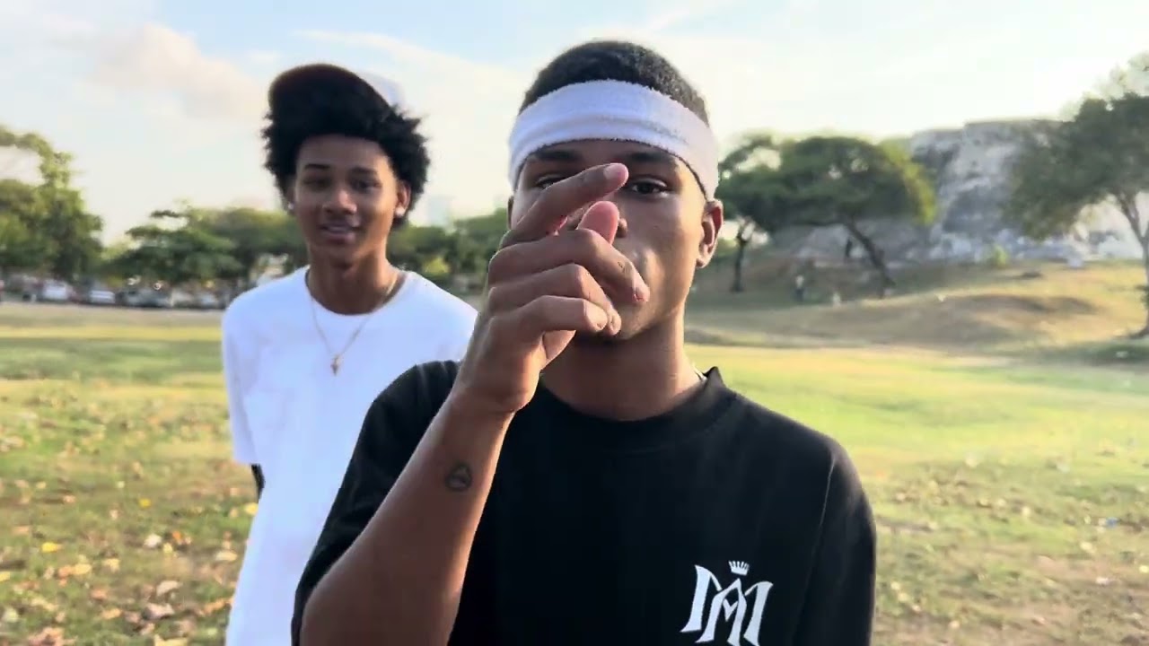 ROY ÉL DE LA R ❌ ROTO ❌ JUAN LYRICS (video ofical 