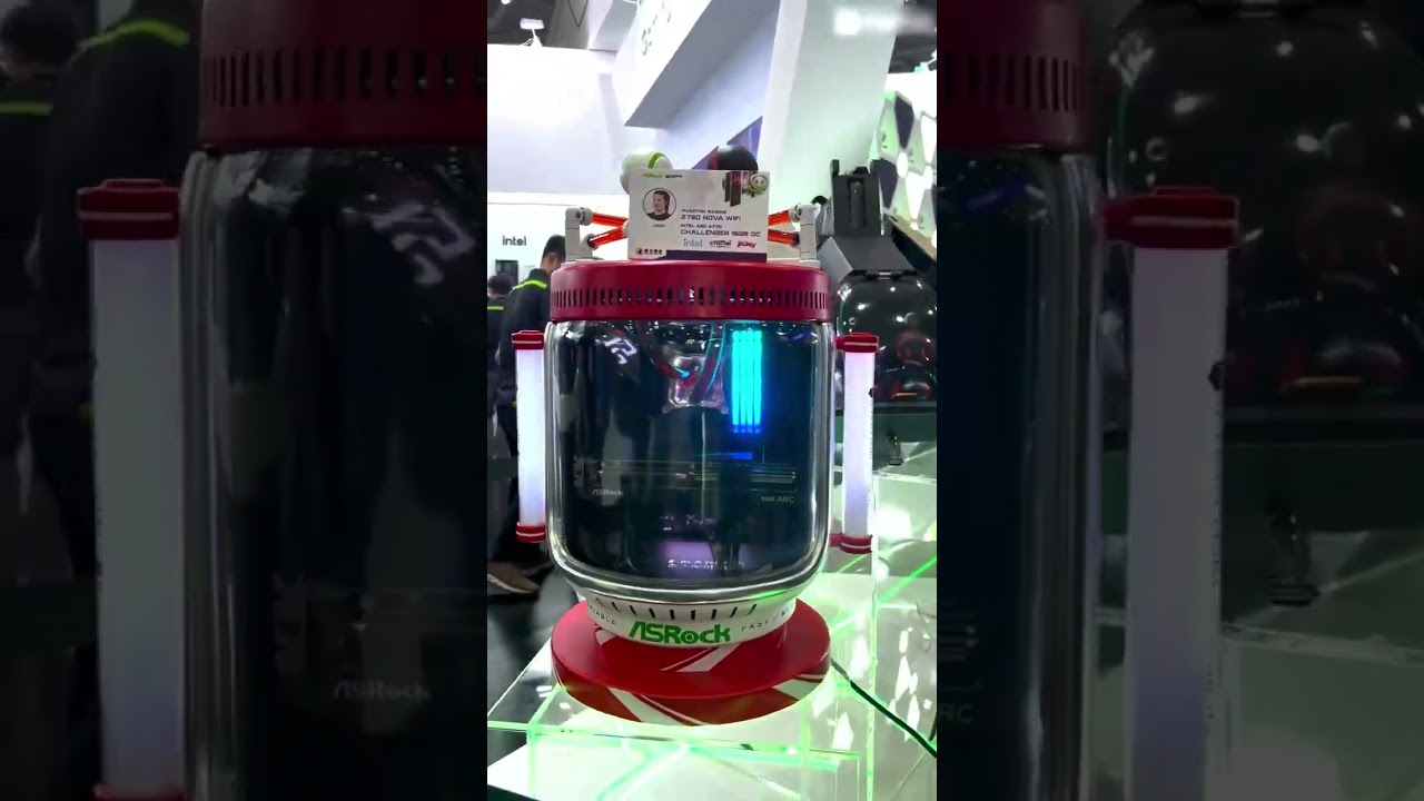 This workstation at Computex 2024 uses Fluorocarbon Liquid Immersion Cooling 😲💦 #asrock #funykit