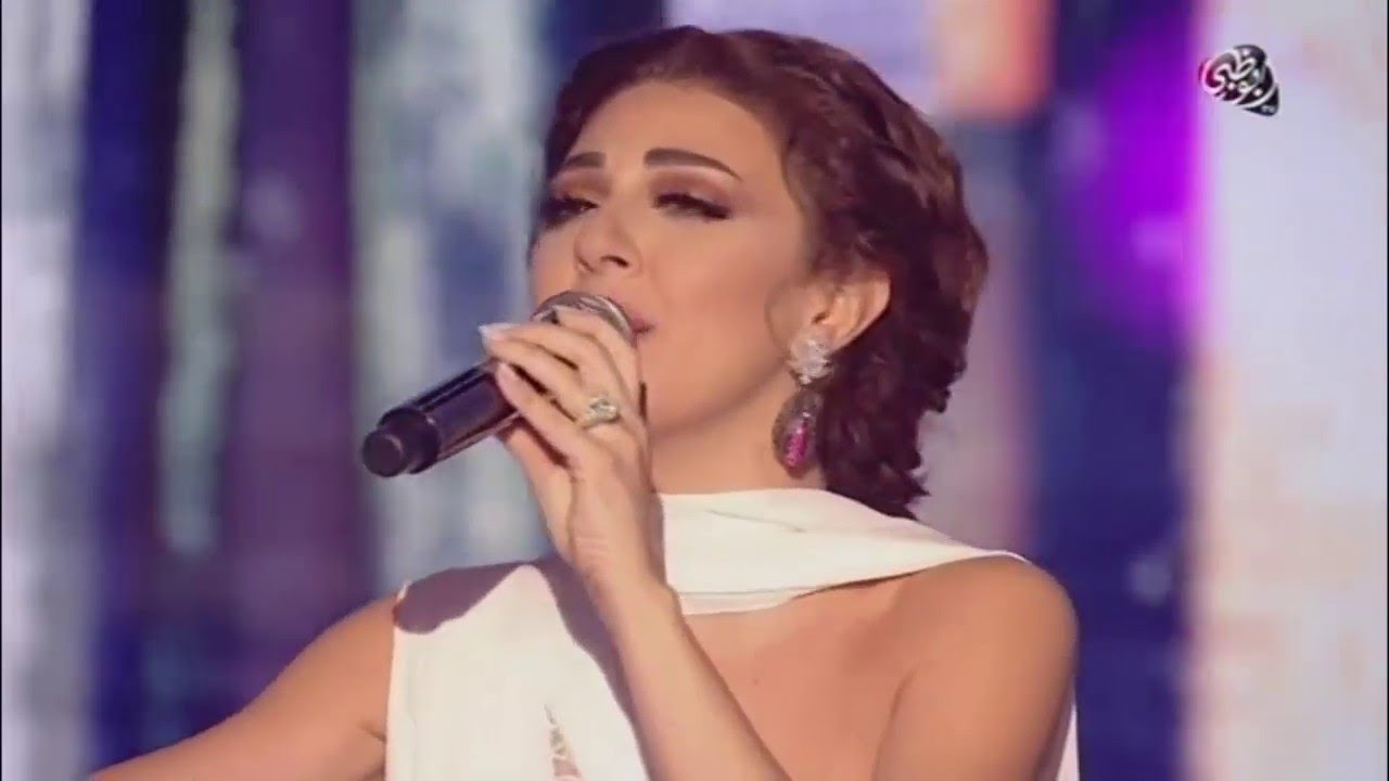 Myriam Fares  - Ana wel shog (Live performance) / ميريام فارس-  أنا والشوق-  مباشر