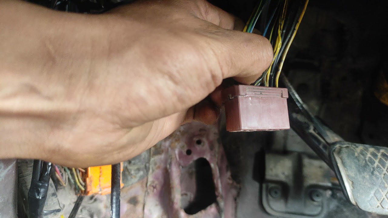 honda Civic  no enciende main relay conexiones, funcionamiento y resistencia.