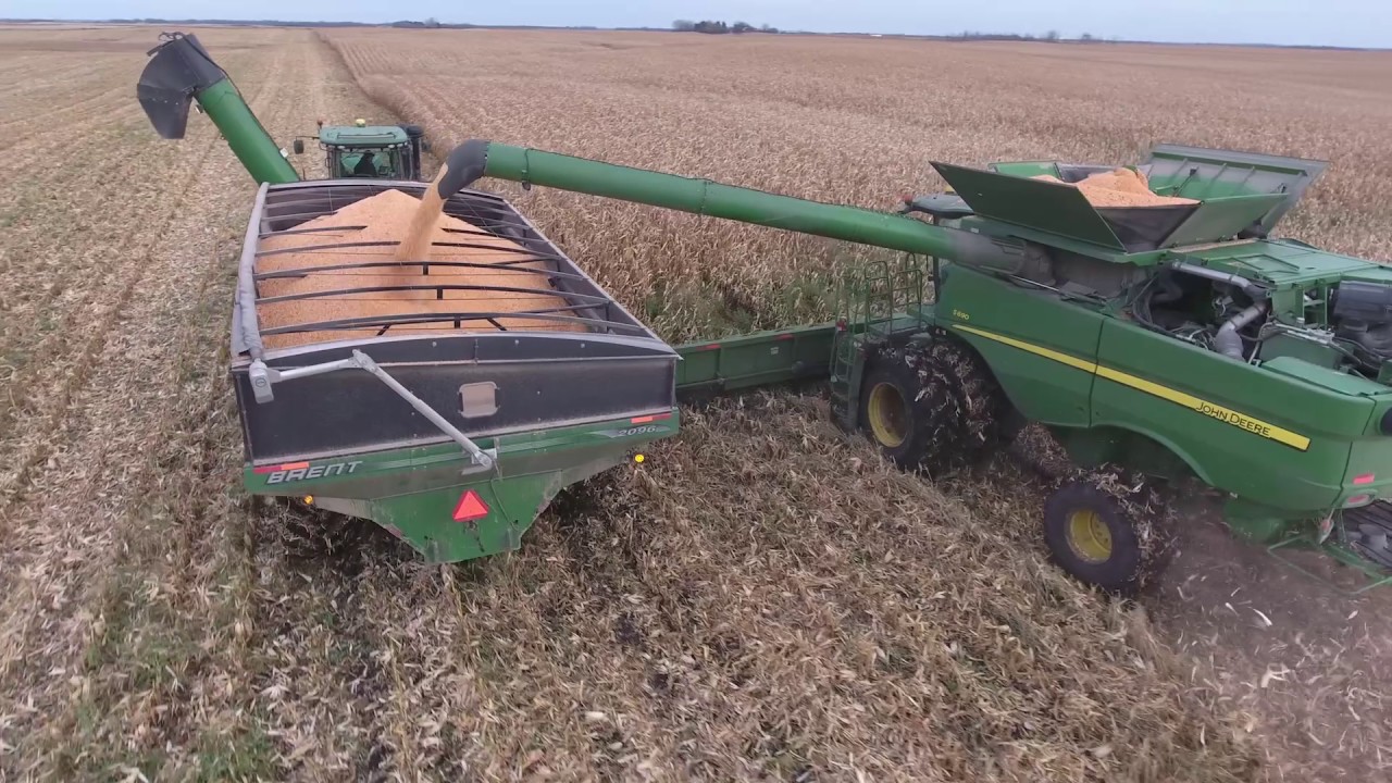 Bonkowski Farms Makin' Corn 2016 Moosomin, SK