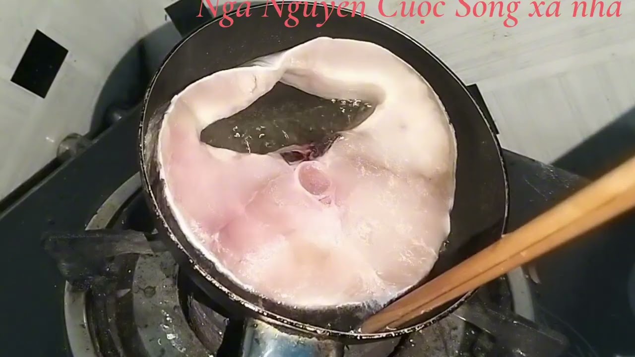 Lâu rồi mới ăn lại sườn heo hầm rau lốt, thơm ngon 