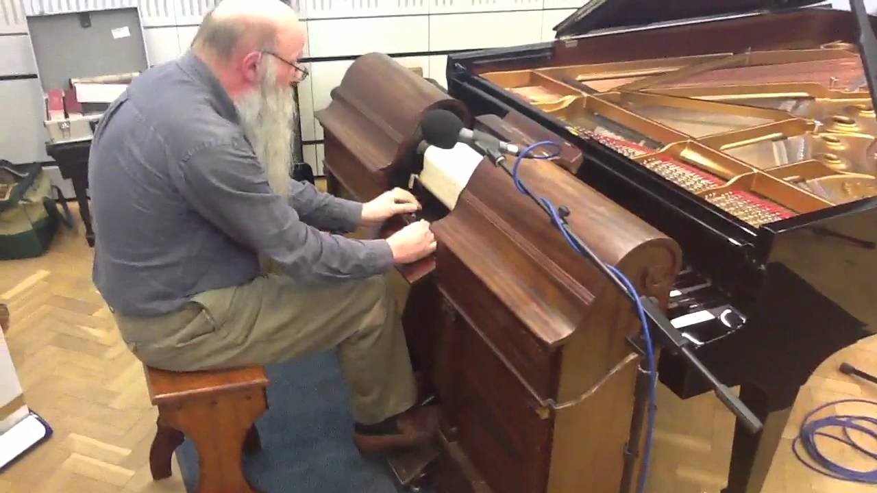 Rex Lawson plays Stravinsky on the Pianola