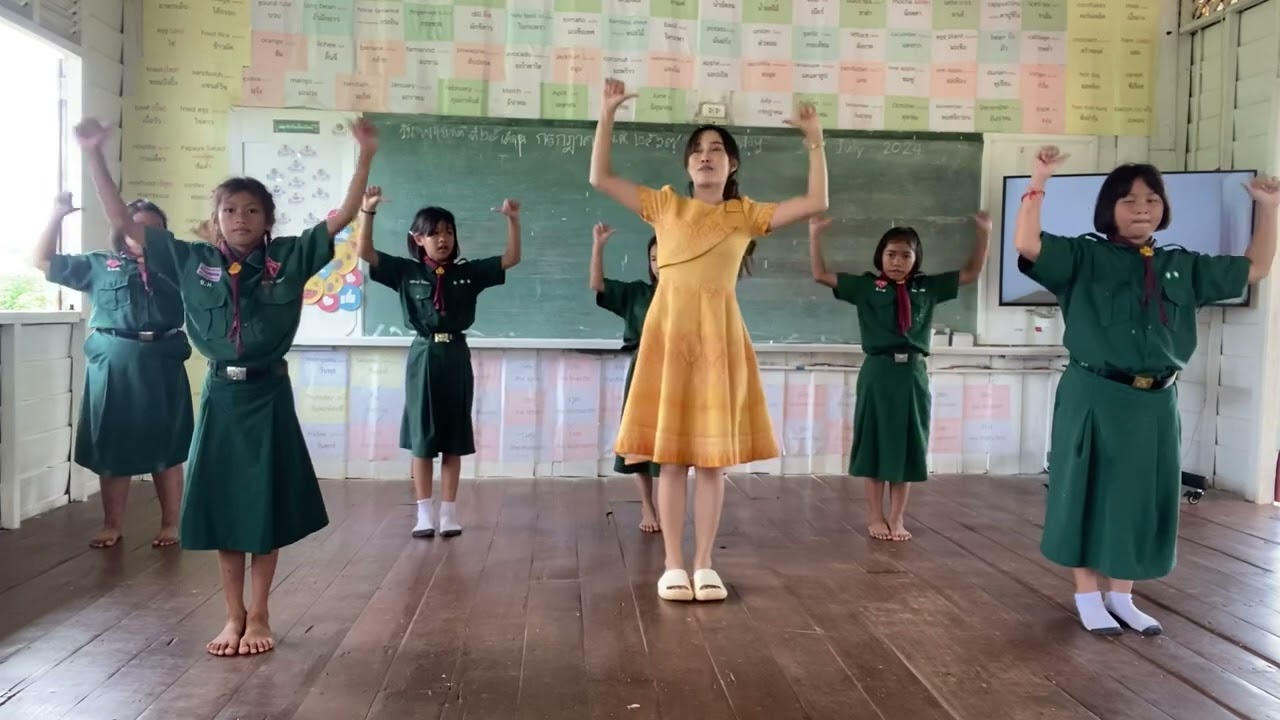 ผมรักเมืองไทย - ท่าเต้น #ซ้อมการแสดงวันภาษาไทย