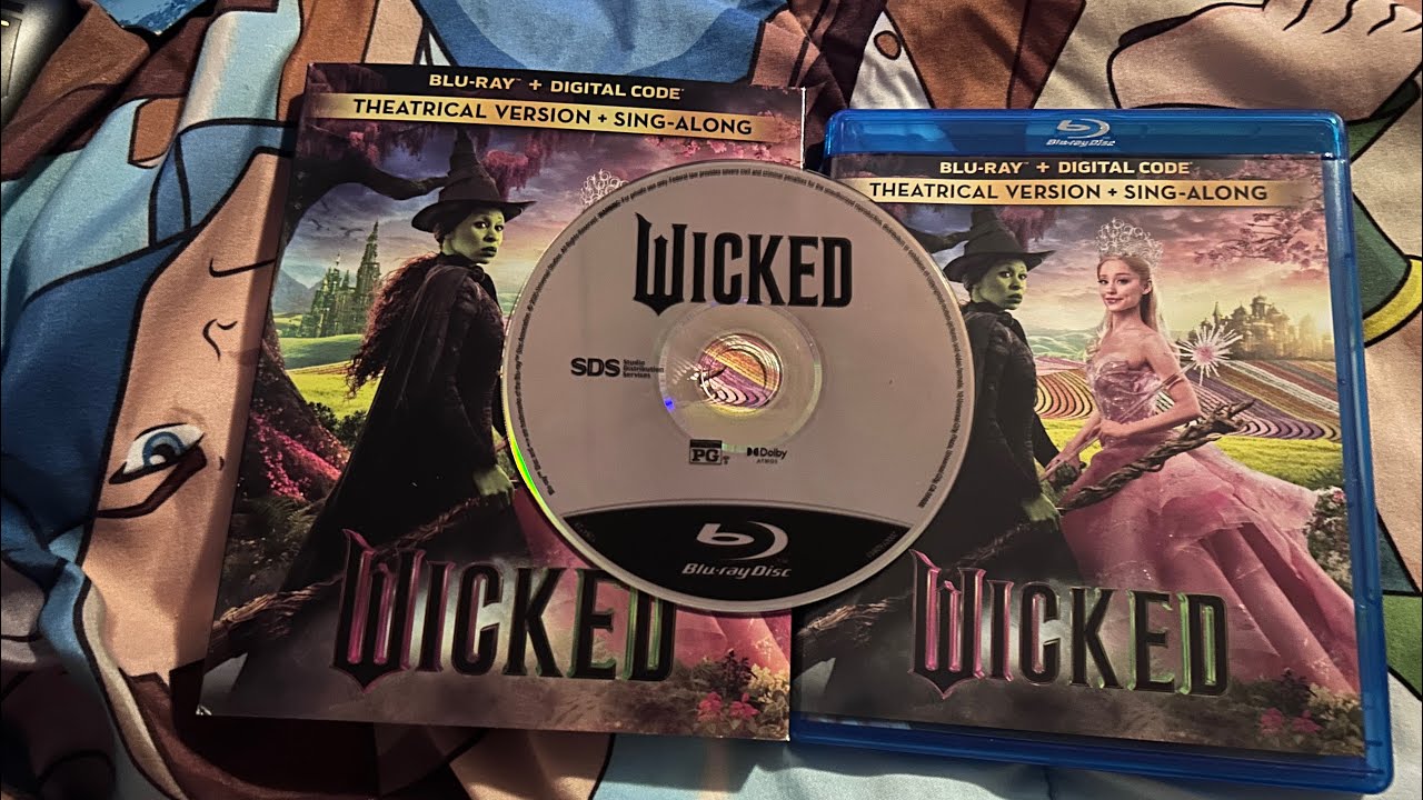 Opening/Closing to Wicked 2025 Blu-ray