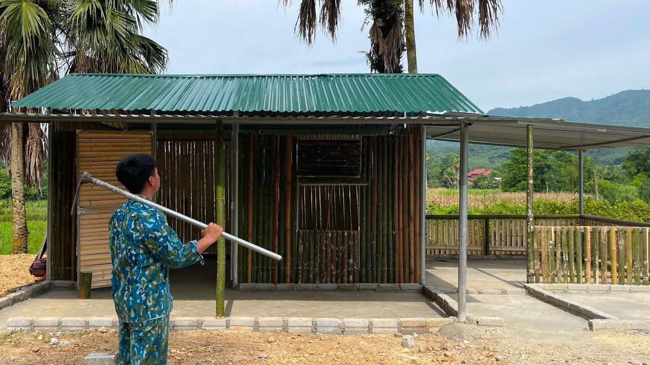 The bamboo house was finished, and CEO Tu wanted to meet Tieu Huyen.