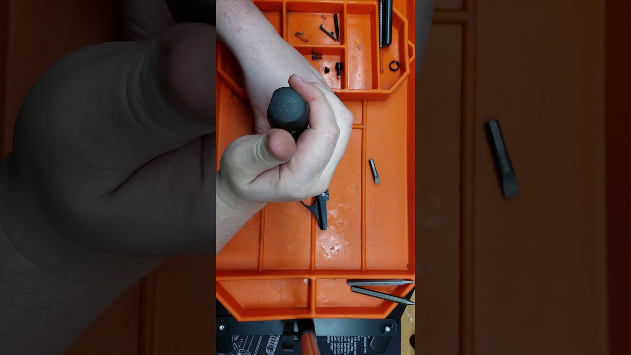 Beretta 71 full tear-down
