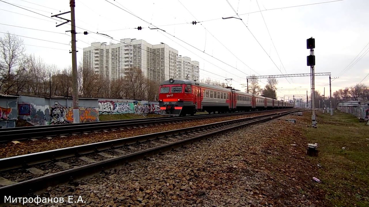 Электропоезд ЭР2К-1021 (ТЧ-31) пригородный поезд №6308 Михнево - Москва.