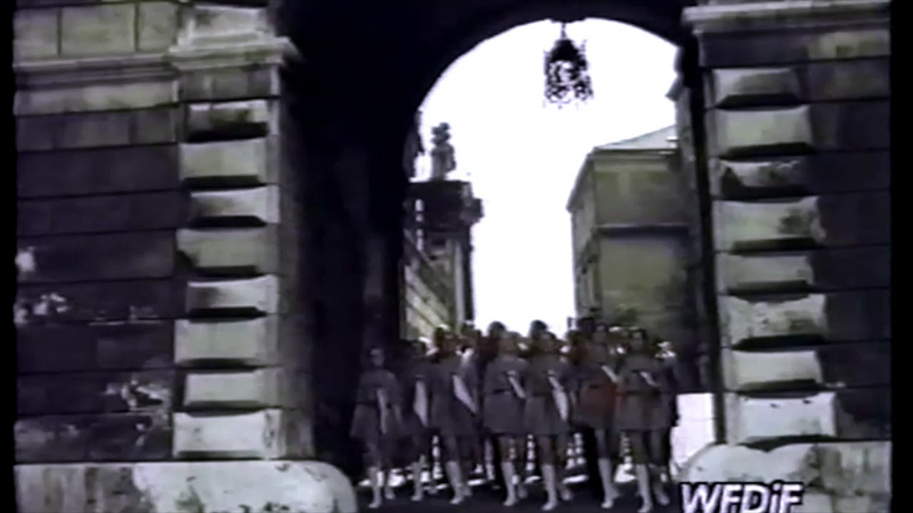 Rośniemy  - Gawęda na Wawelu 1978  HD 720p
