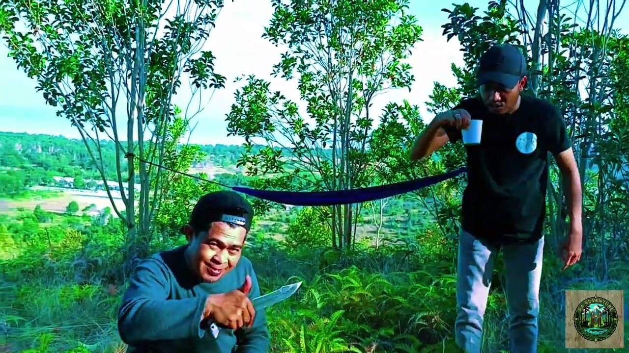 Jalan jalan dan makan di bukit yang ada di alam karimun kepulauan Ri