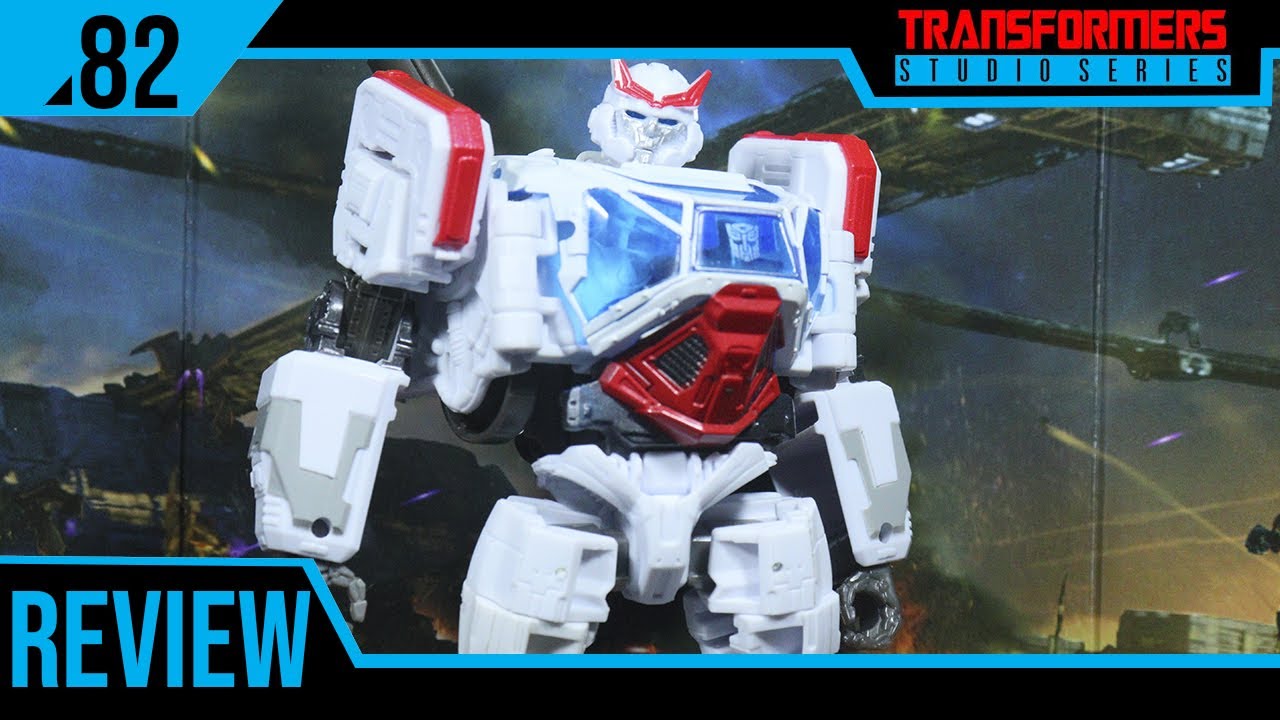 Revisão do Transformers Studio Series Ratchet 82 | EM PORTUGUÊS |