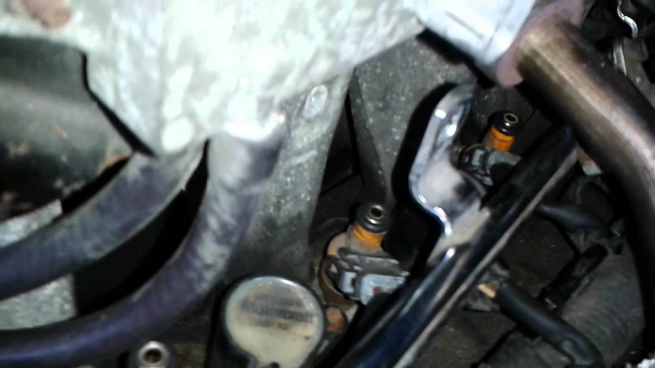 1997 Ford Expedition fuel rail replace